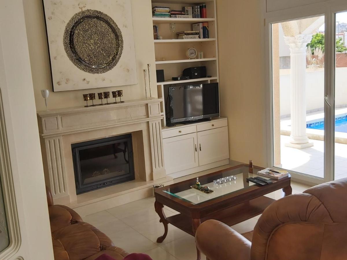 فيلا Casa Amb Piscina Privada إمبوريابرافا المظهر الخارجي الصورة